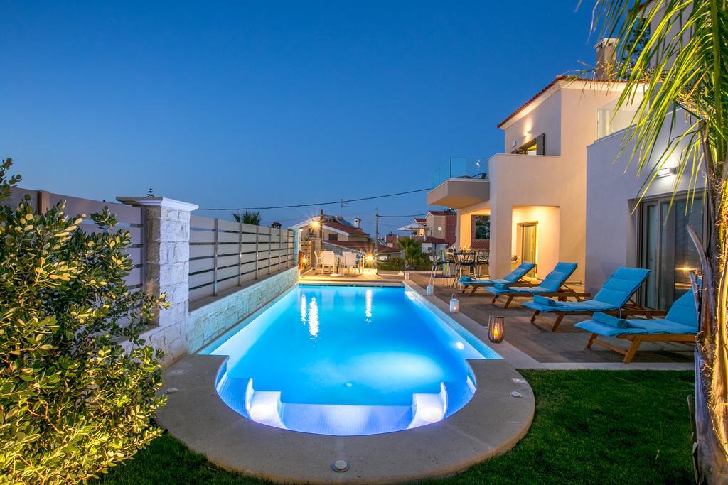 Superior Villa Marina Mare Sauna Hammam 네아키도니아 외부 사진